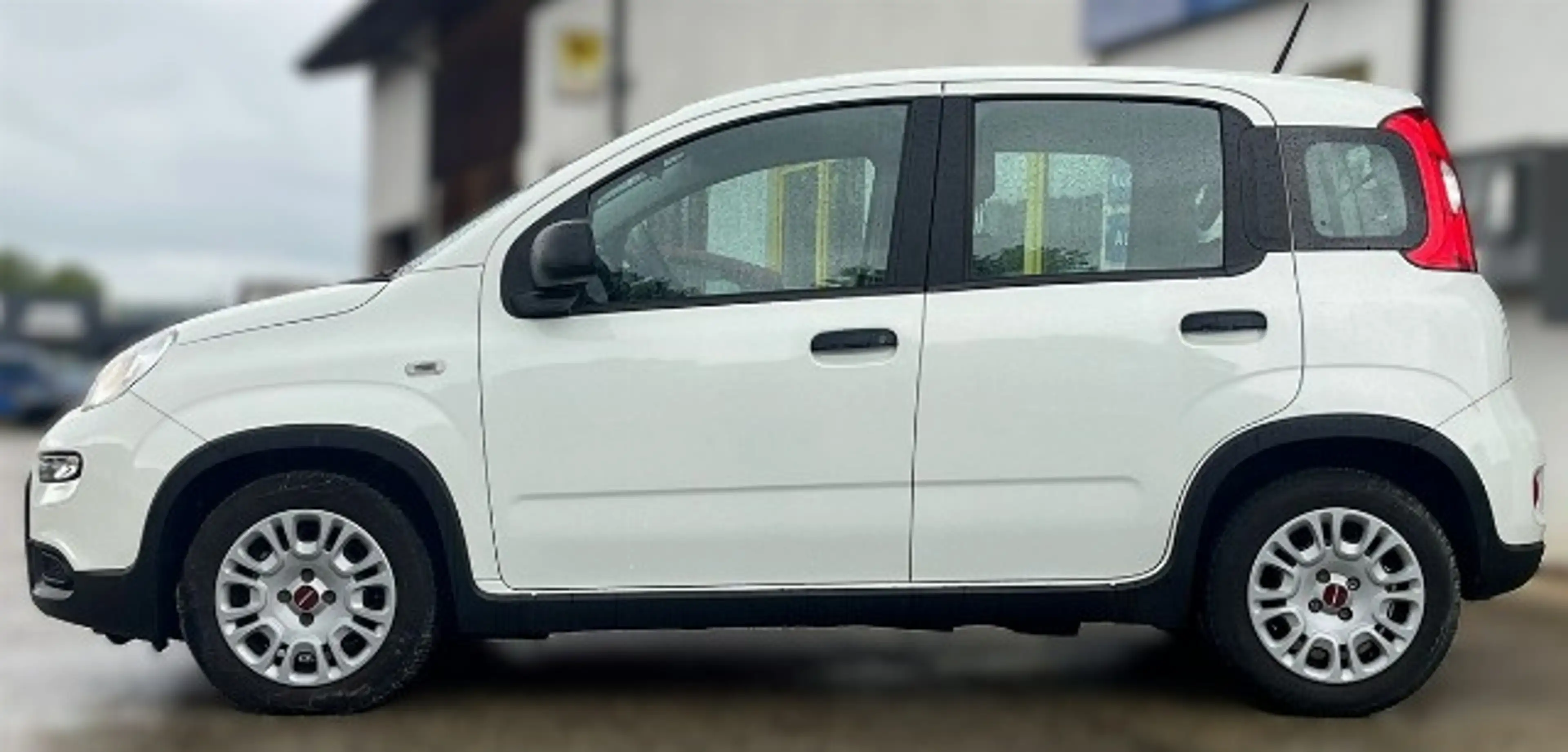 Fiat Panda 1.0 Mild Hybrid Base *Klima*wenig KM* — photo 3