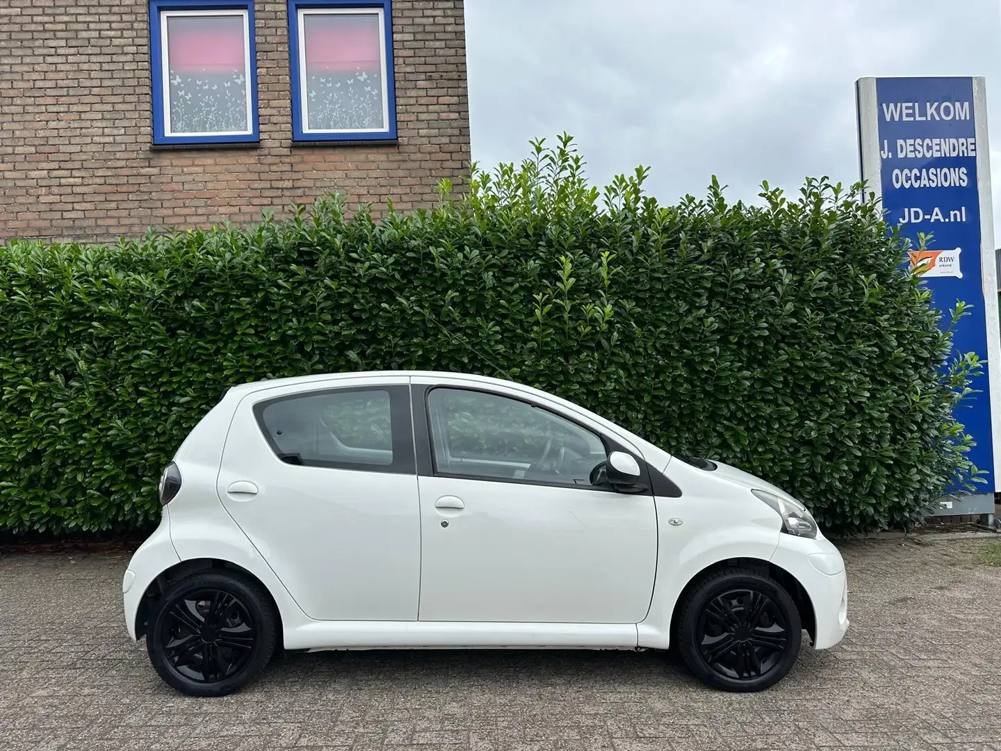 Toyota Aygo 1.0 VVT-i Access Airco, Navigatie, Elec.Pakket!!! Білий - 2