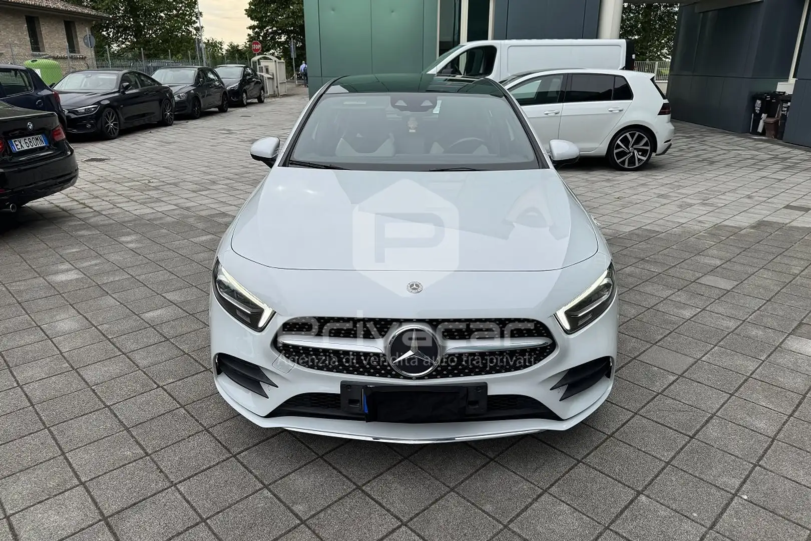 Mercedes-Benz A 180 A 180 d Automatic Premium Wit - 2