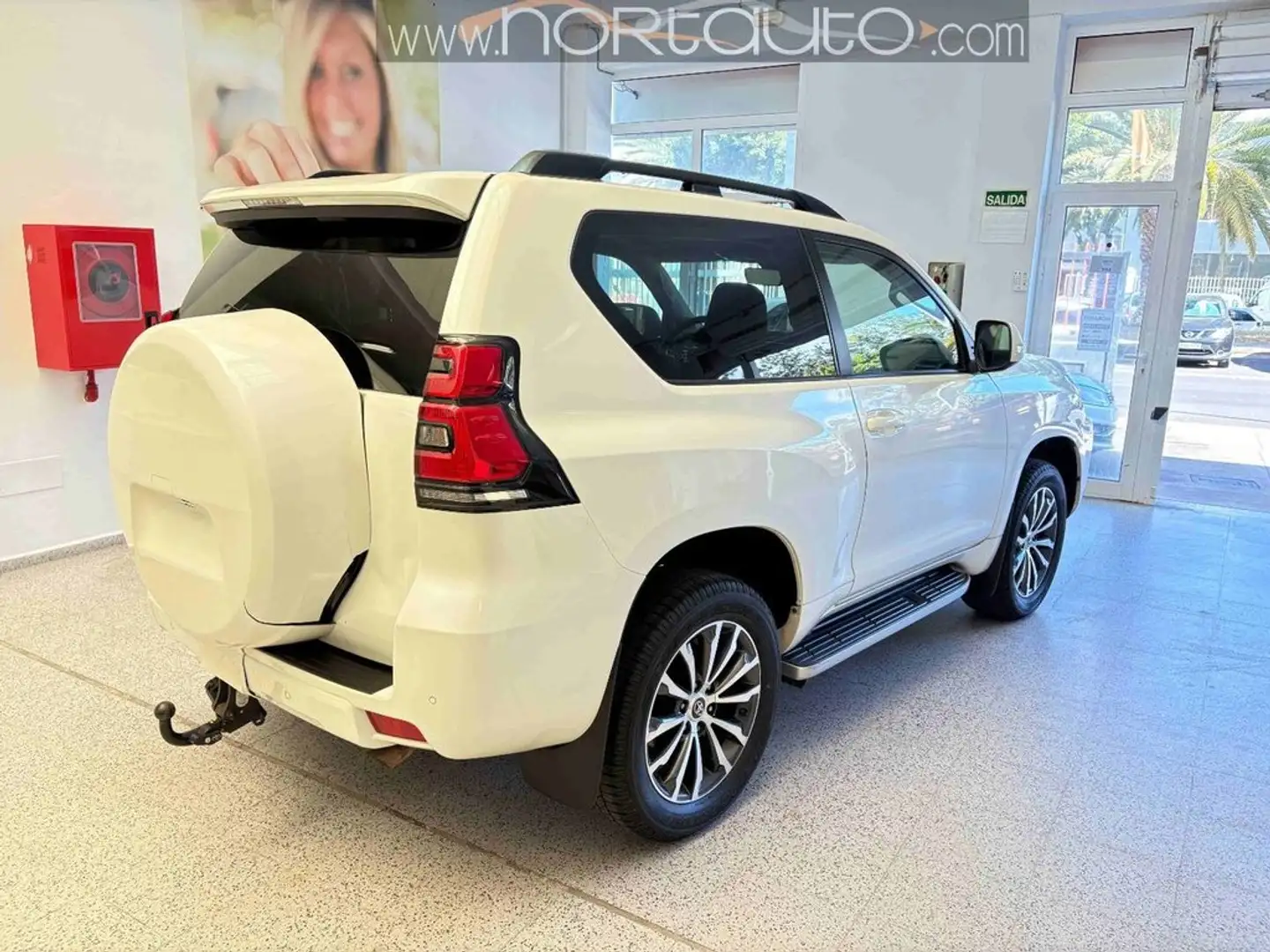 Toyota Land Cruiser 2.8 D4D VXL AUTO Blanco - 2