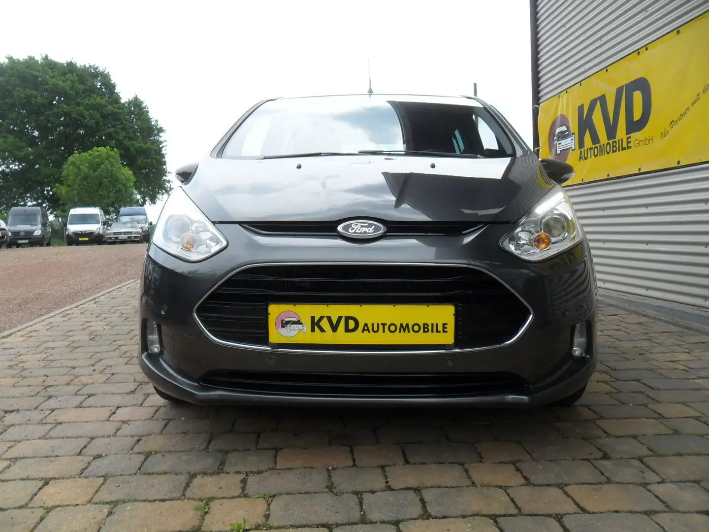 Ford B-Max B-MAX Titanium Grau - 2
