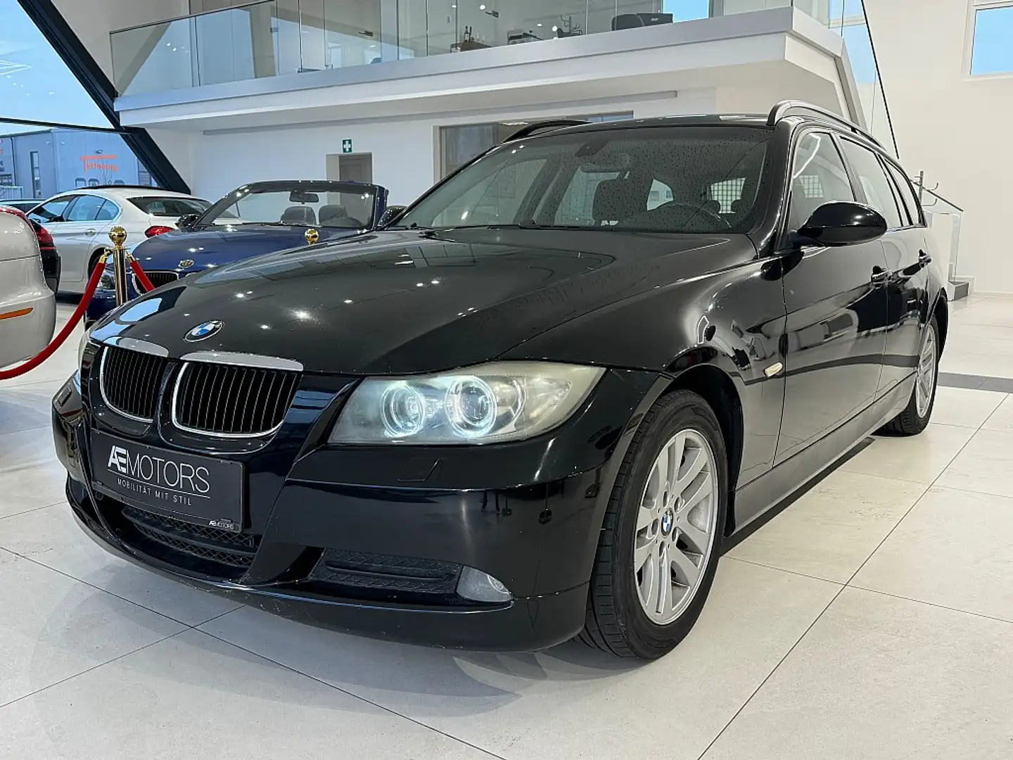 BMW 320 320d *KREDIT*PICKERL 04/26* Schwarz - 1