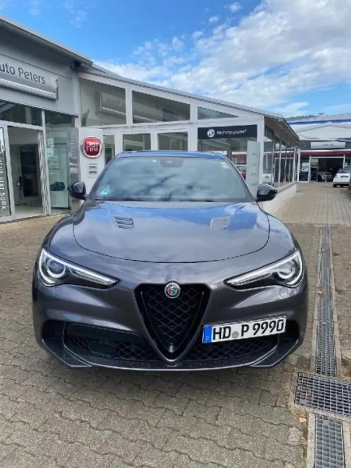 Alfa Romeo Stelvio 2022