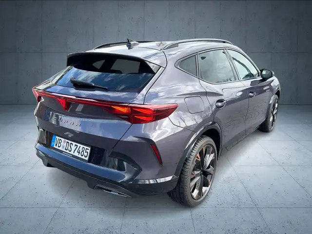 Cupra Formentor view 5