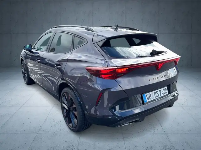 Cupra Formentor view 3