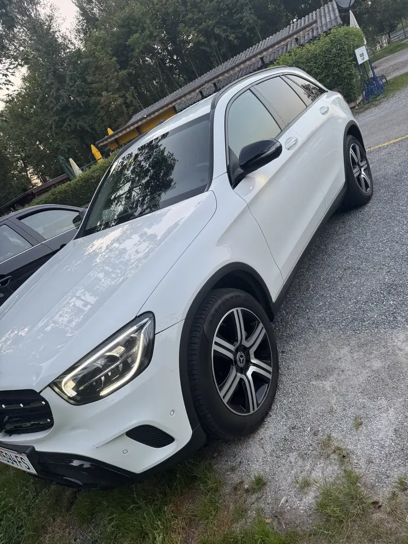 Mercedes-Benz GLC 220 d 4MATIC Aut. - 2
