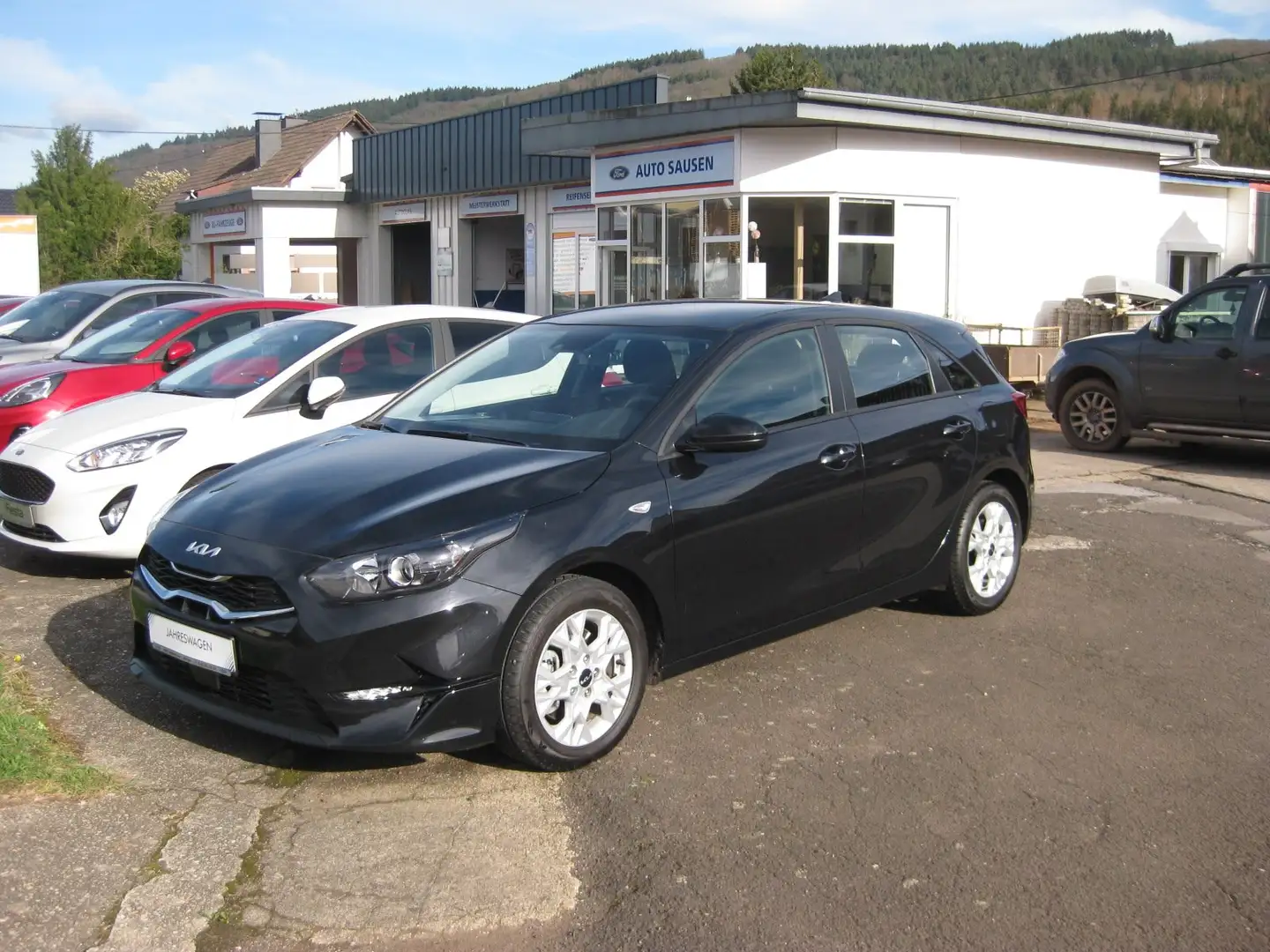 Kia Ceed / cee'd 1.0 T-GDI 100 OPF Edition 7 Schwarz - 1