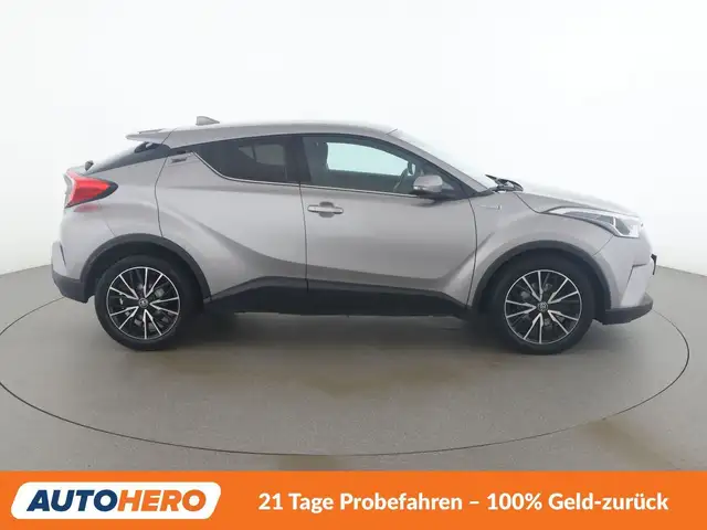 Toyota C-HR view 7