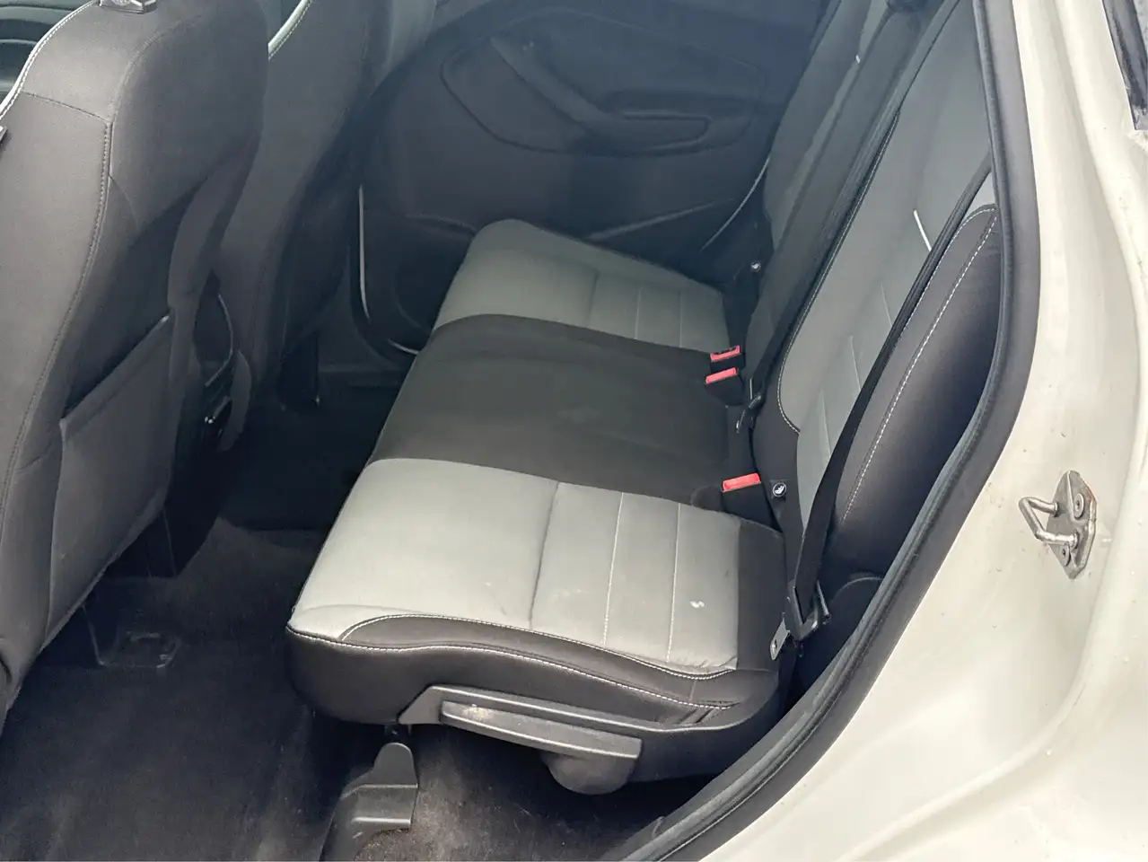 Ford Escape снимка Ford Escape