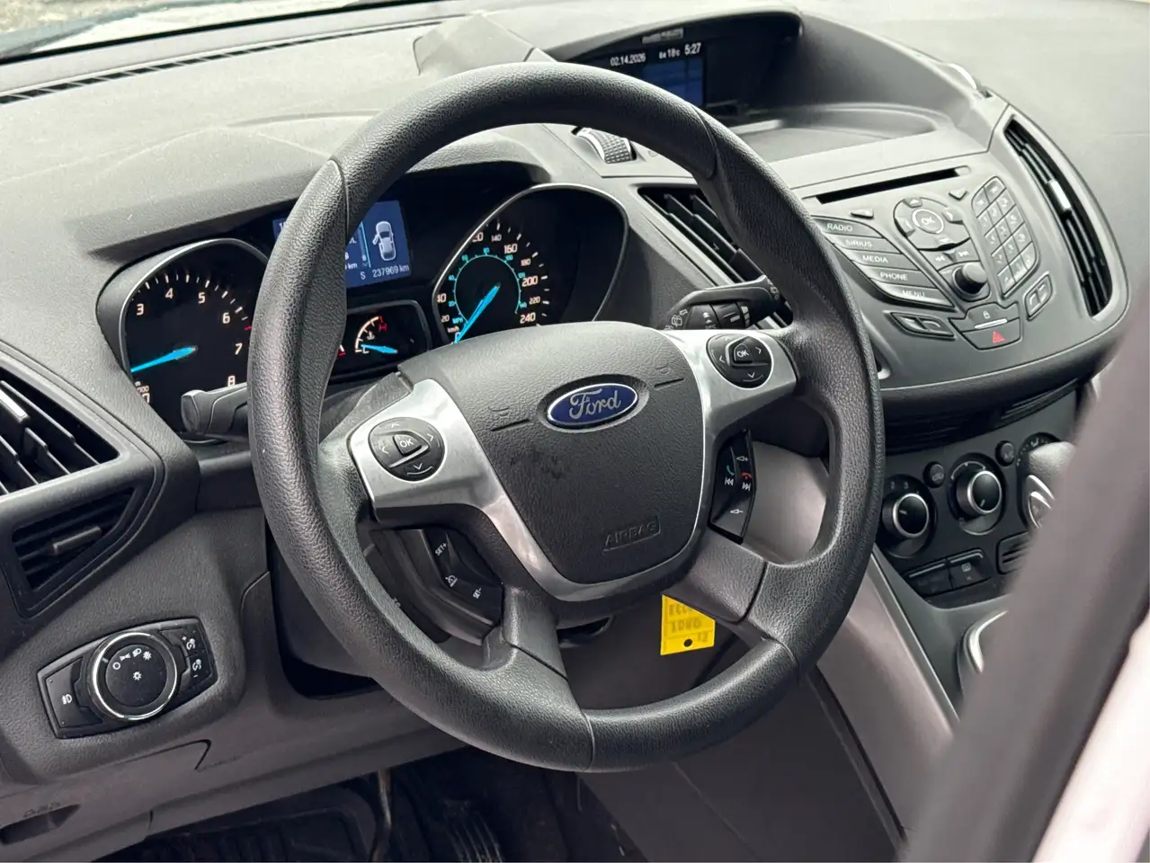 Ford Escape снимка Ford Escape