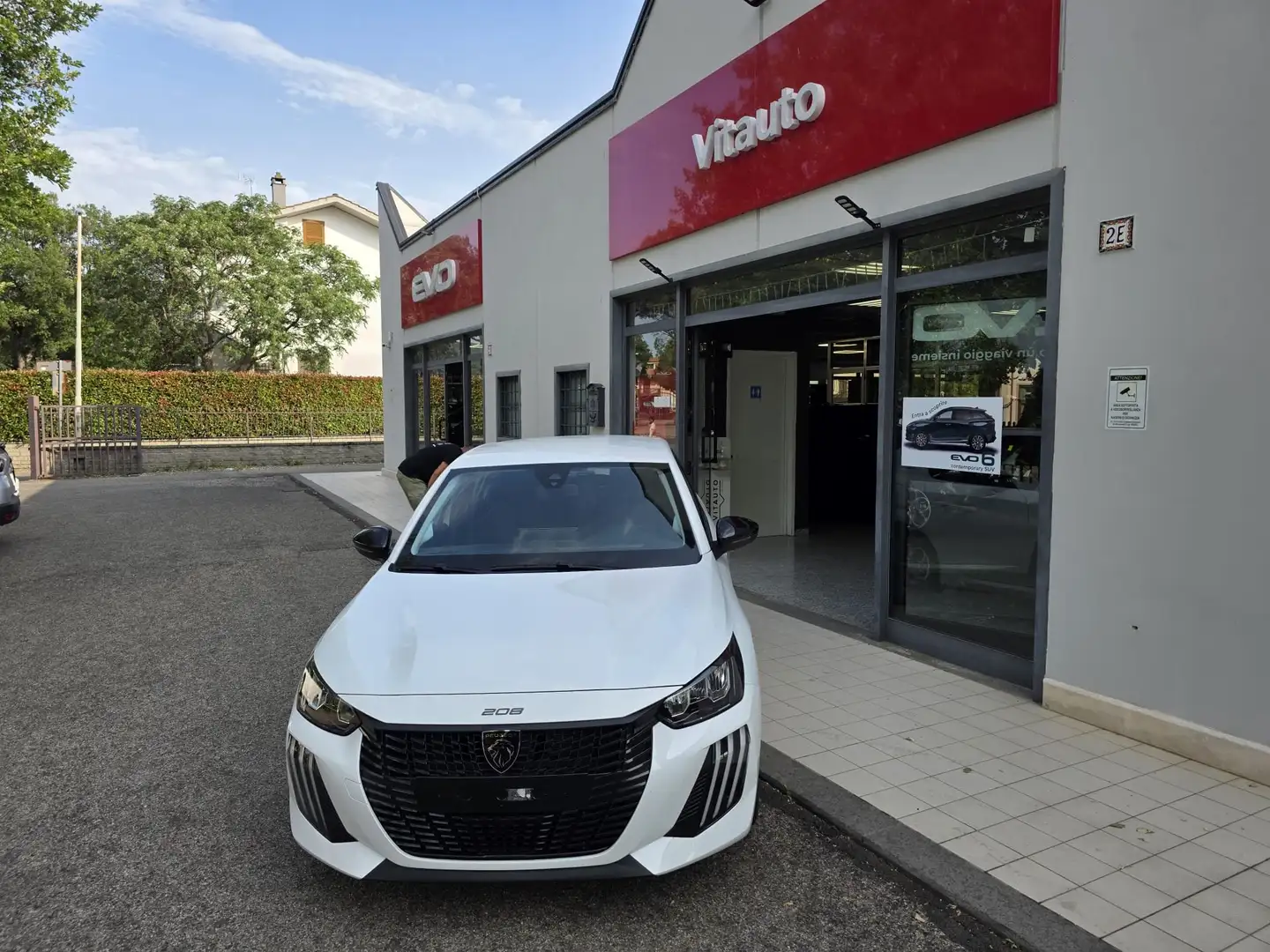 Peugeot 208 208 1.2 puretech Style s Bianco - 1