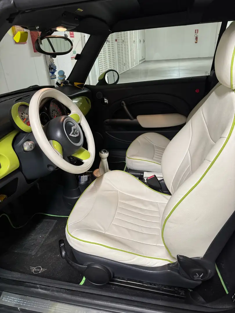 MINI One Cabrio per NEOPATENTATI - 2