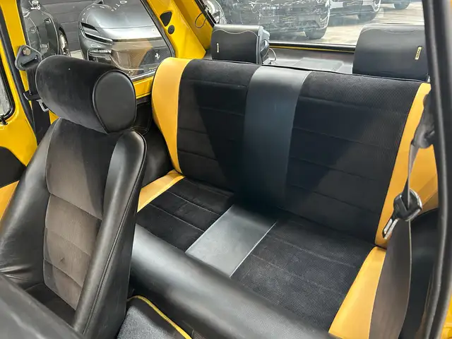 Fiat 126 view 11