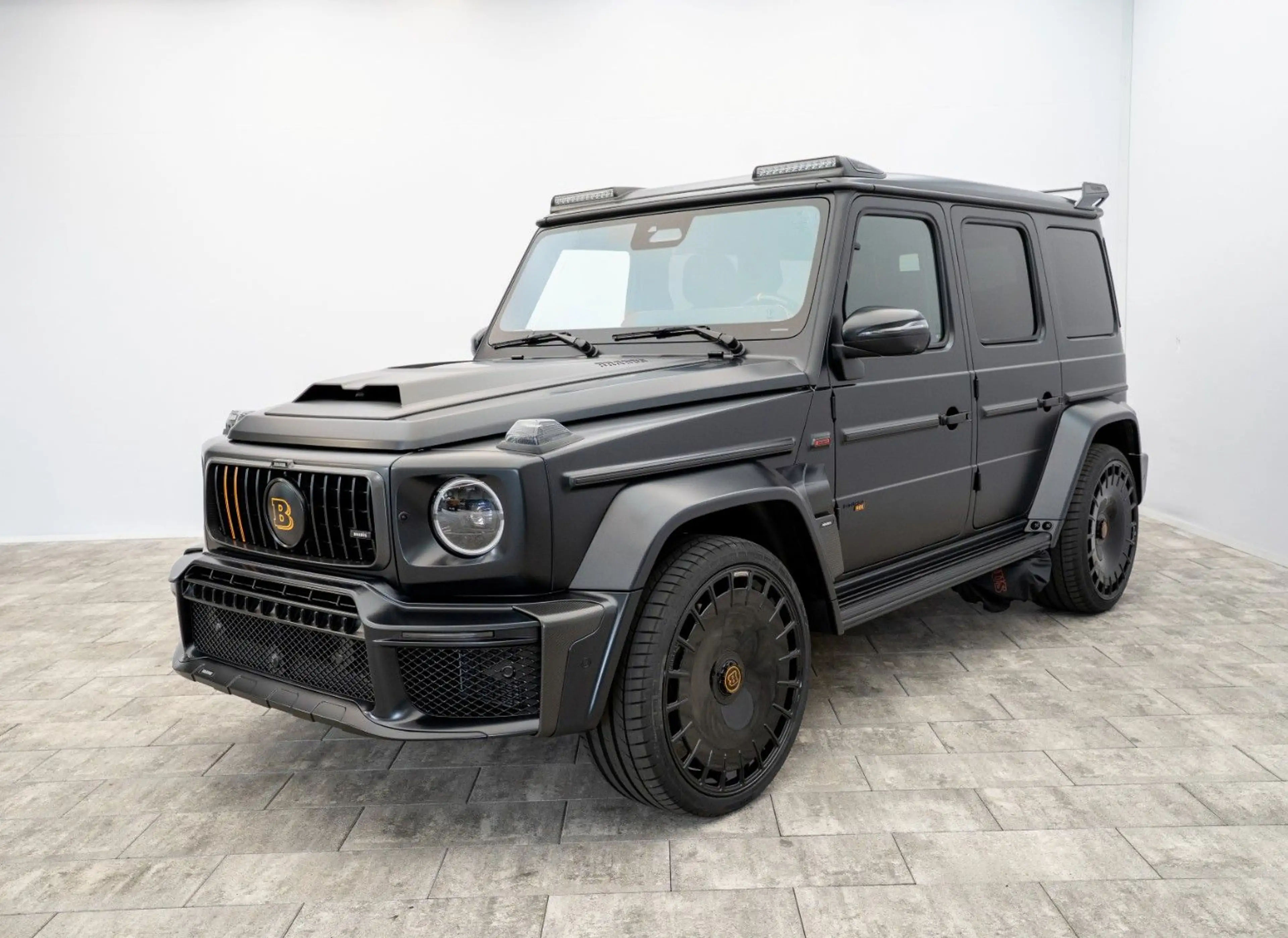 Mercedes-Benz G 63 AMG G63 BRABUS 800 °Carbon matt°2026°Starlight° — photo 3