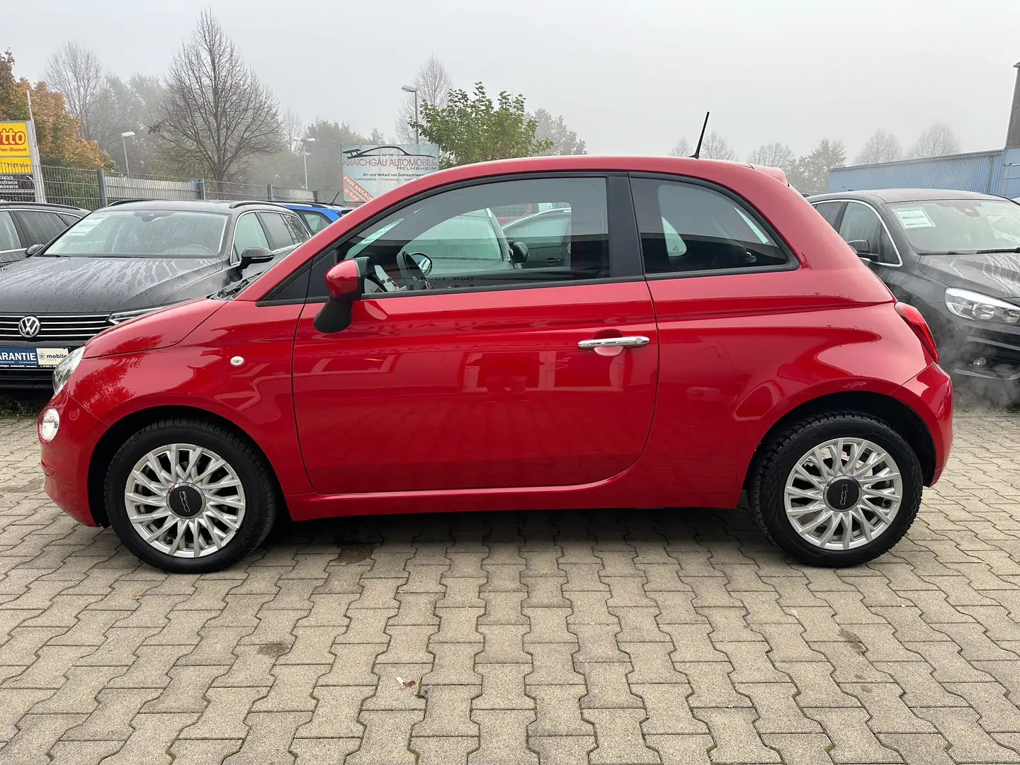 Fiat 500 1.0 Hybrid Club*TüV Neu*KLIMA*TEMPO*ALU*DAB* Rot - 2
