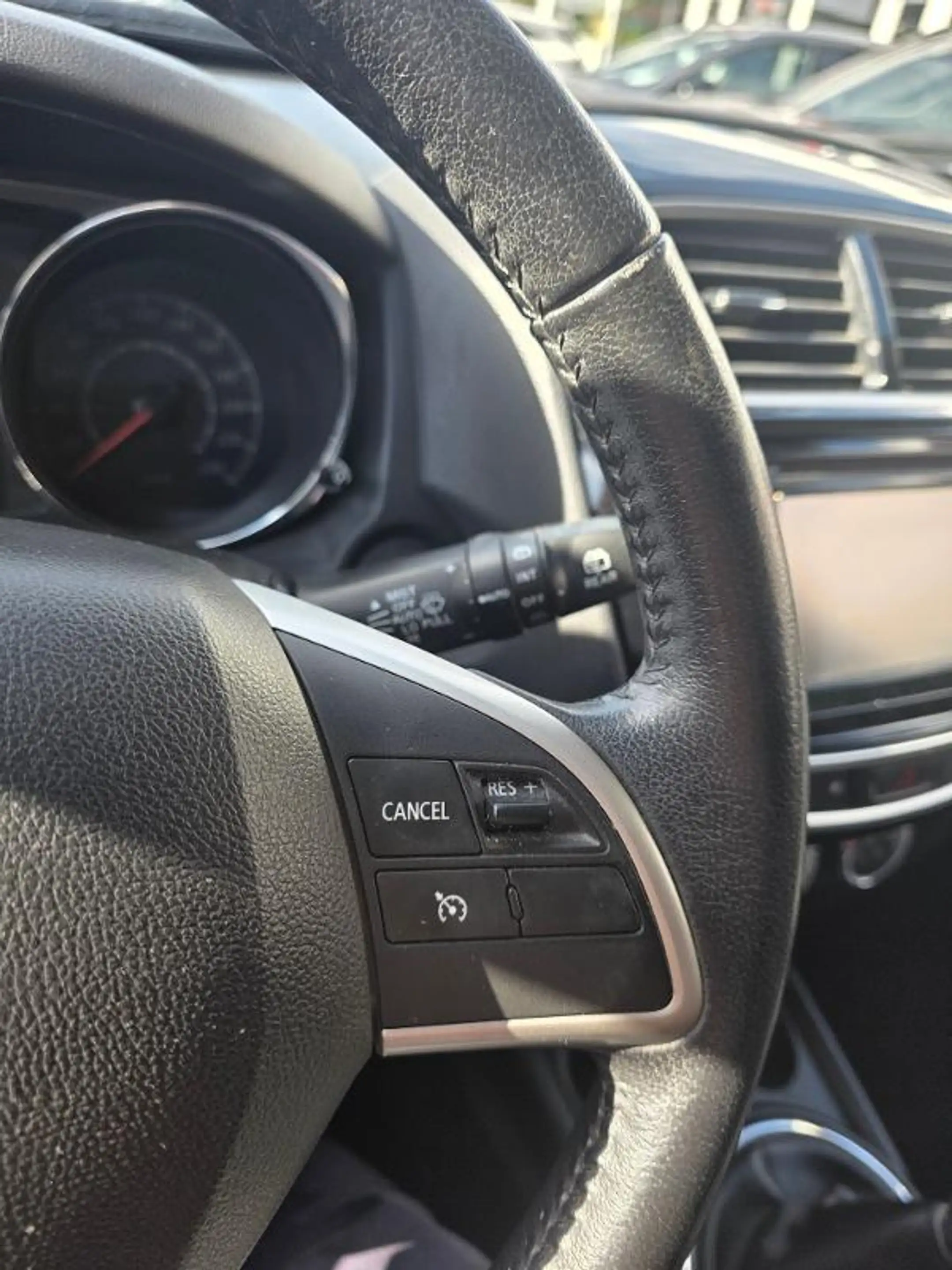Mitsubishi ASX Klassik Kollektion 1.6 MIVEC — photo 11