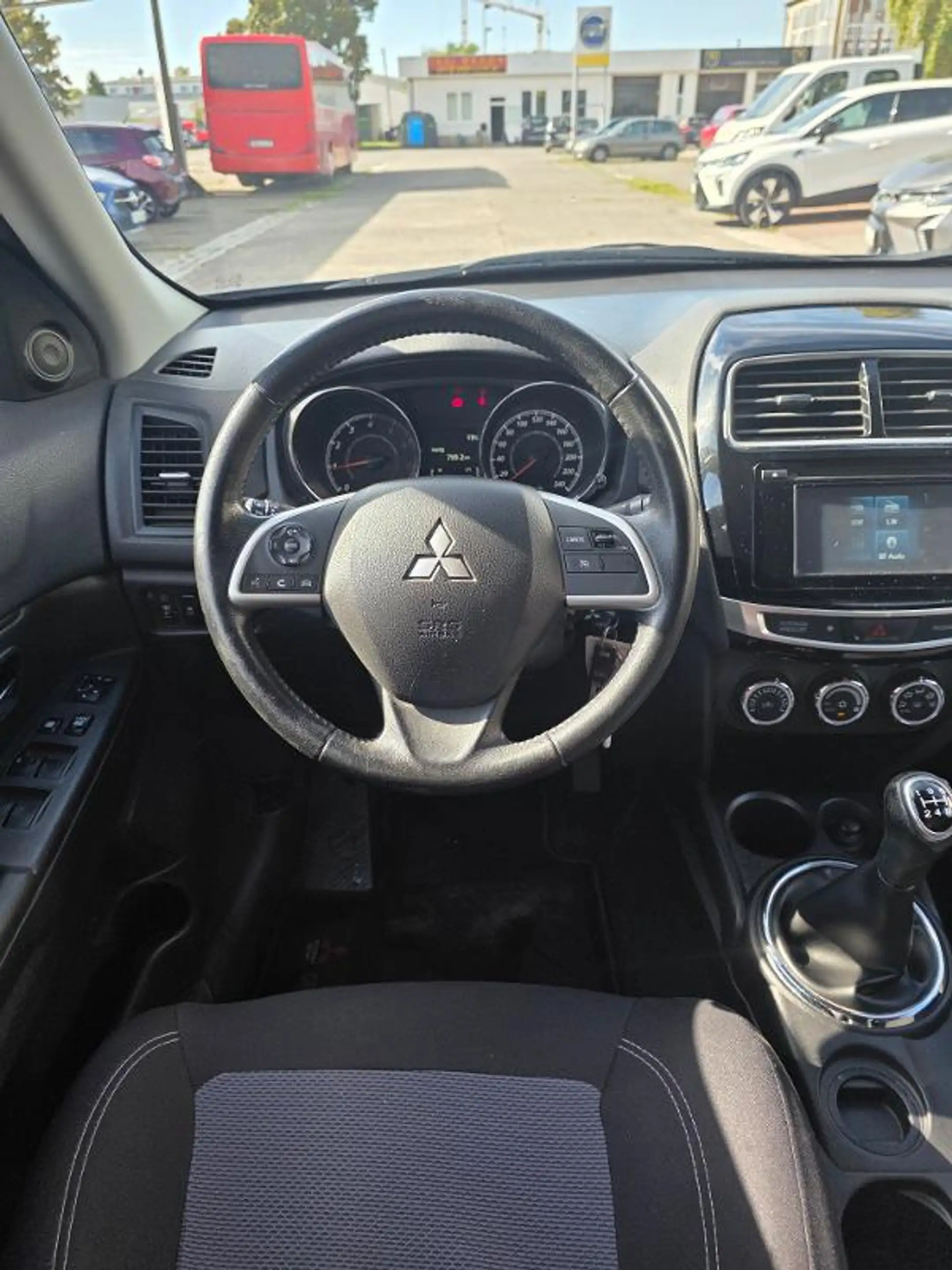 Mitsubishi ASX Klassik Kollektion 1.6 MIVEC — photo 9