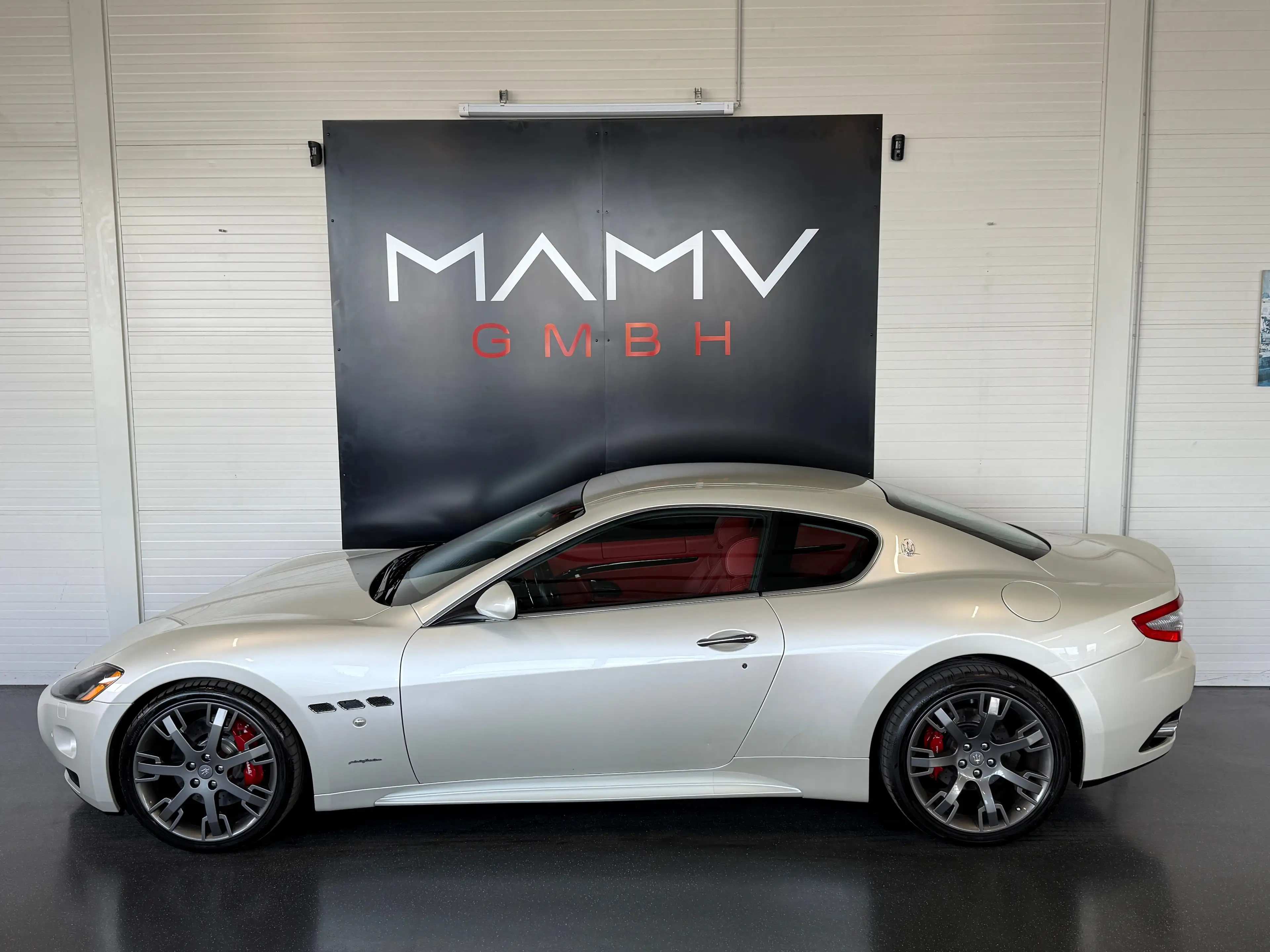 Maserati GranTurismo S V8 Servicehistory lückenlos Tausch Finanzieru — photo 9