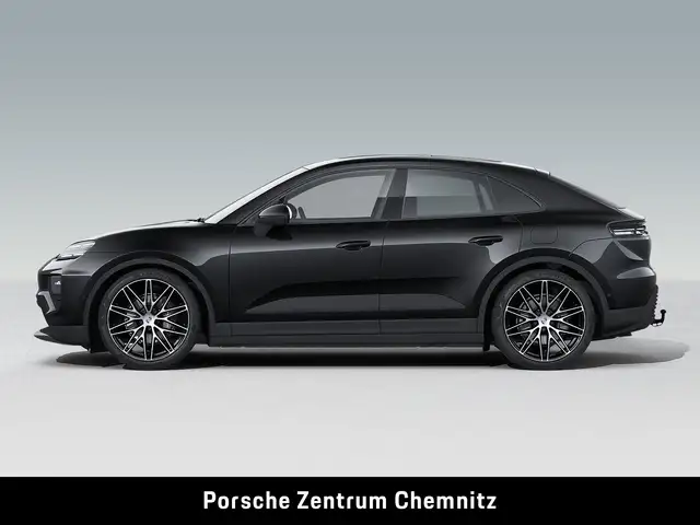 Porsche Macan view 2