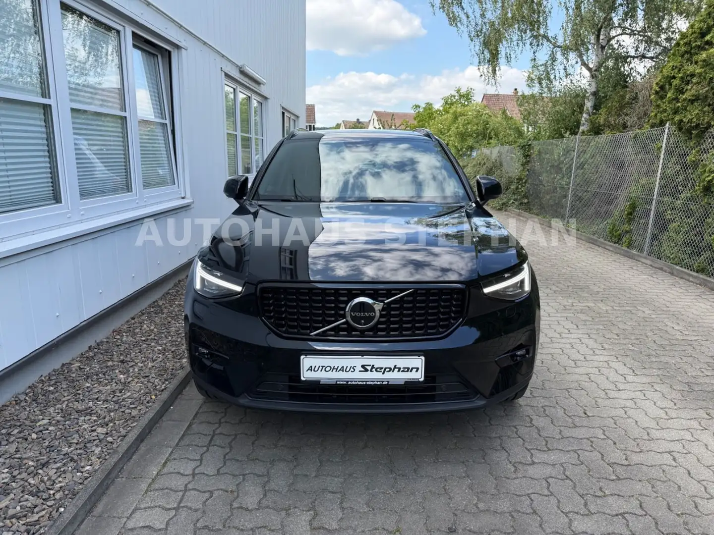 Volvo XC40 B4 B Geartronic Plus Dark AHK -29% Nero - 2