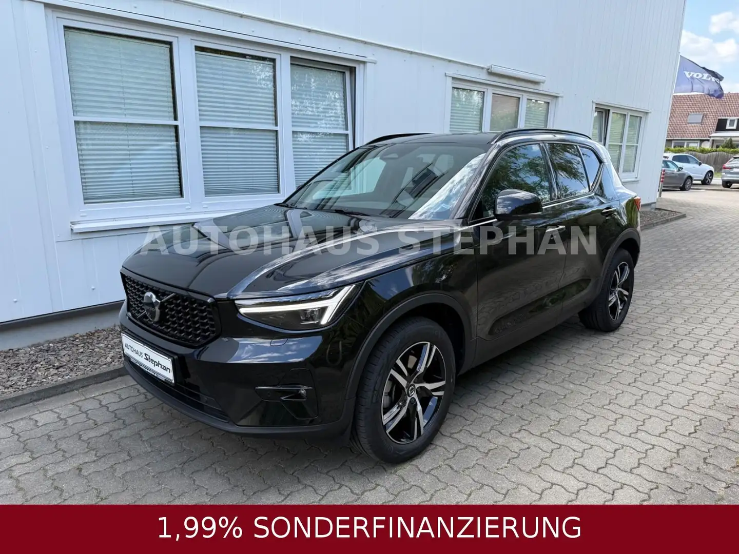 Volvo XC40 B4 B Geartronic Plus Dark AHK -29% Nero - 1