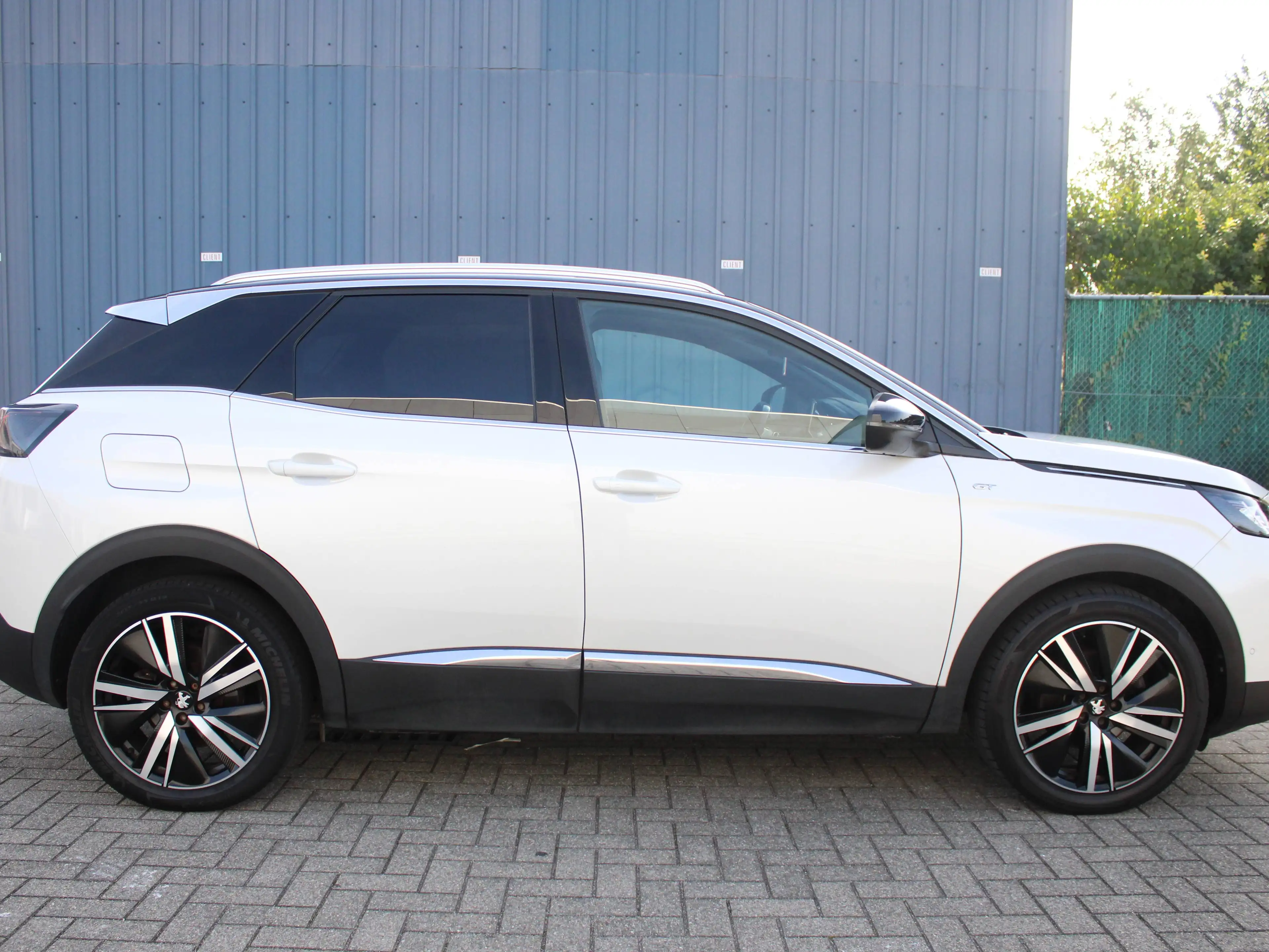 Peugeot 3008 1.5HDi GT+BOÎTE AUTO+CUIR+CAMERA+++ — photo 5
