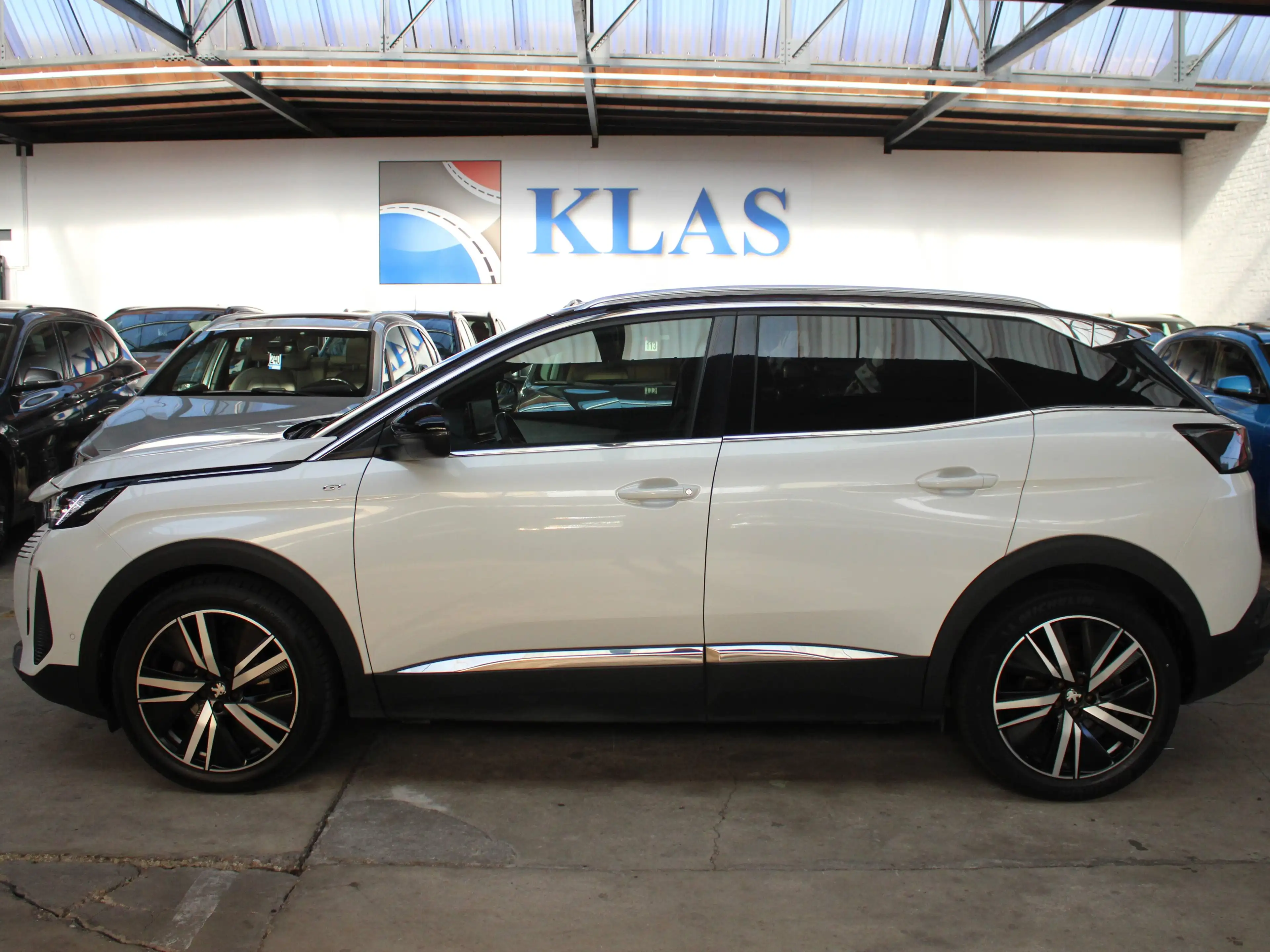 Peugeot 3008 1.5HDi GT+BOÎTE AUTO+CUIR+CAMERA+++ — photo 2