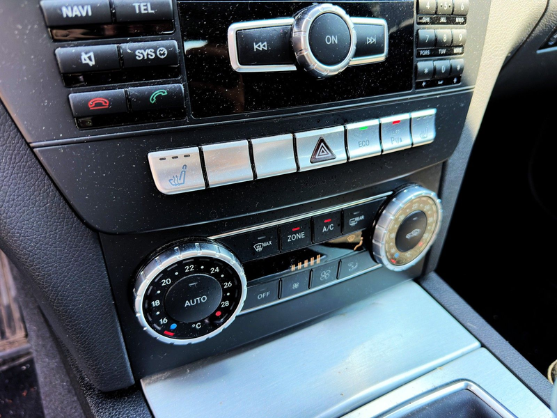 Mercedes-Benz C 180 CGI BlueEfficiency 1.HD/Scheckheft — photo 10