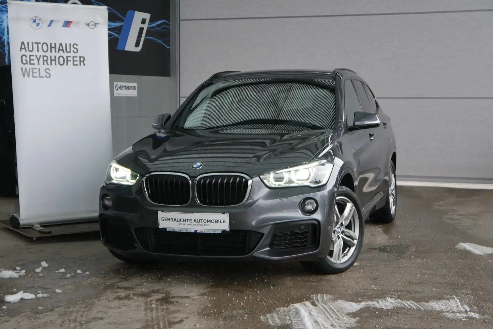 BMW X1 sDrive18i *M-Paket/HIFI/M-Sportfahrwerk/DA* Grau - 2