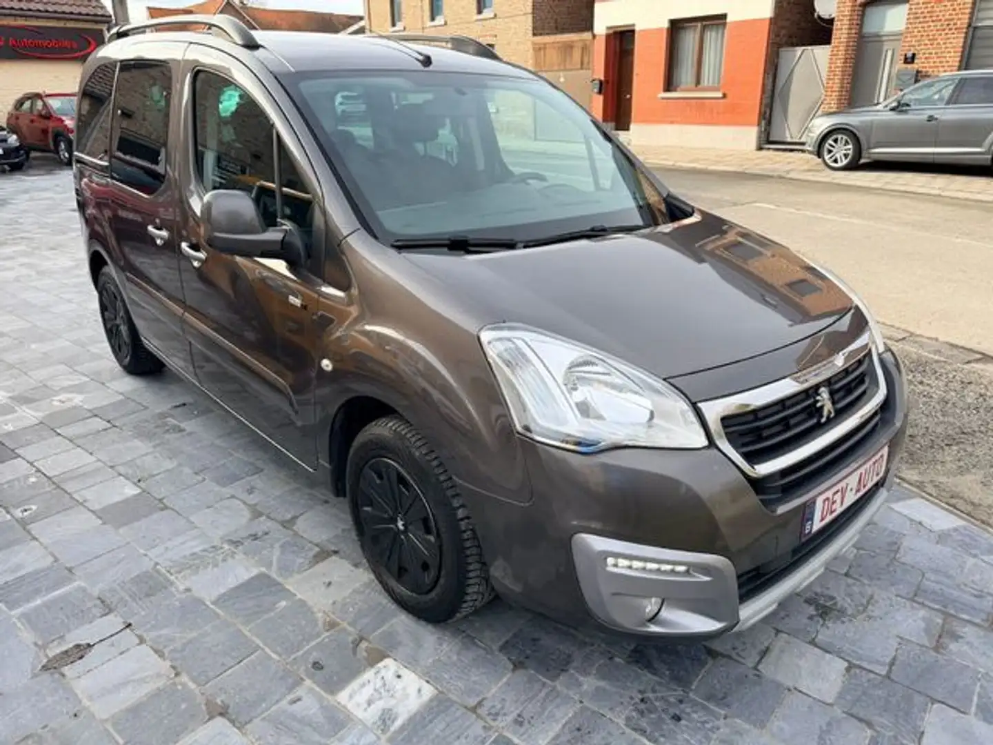 Peugeot Partner Tepee 1.6BlueHDI Outdoor 100 Beige - 1