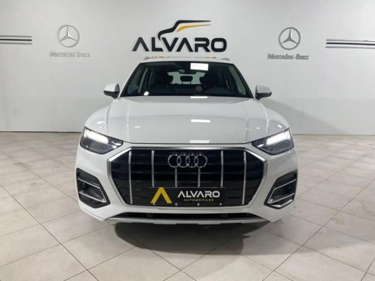 Audi Q5 35 TDI S tronic Weiß - 2
