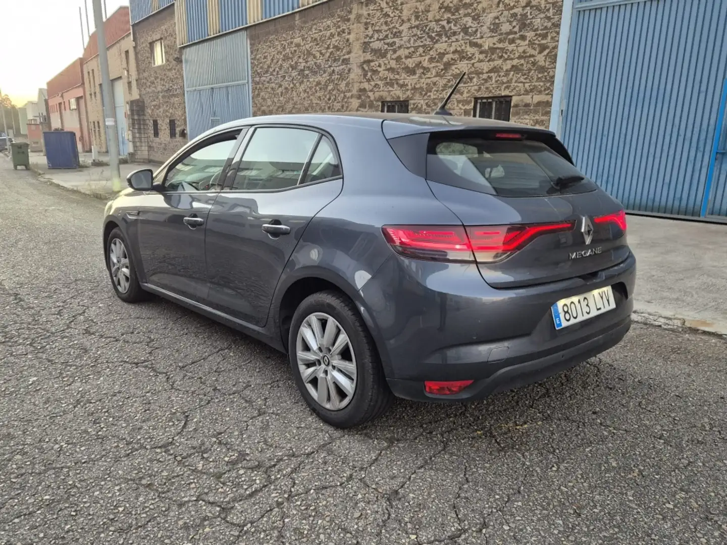 Renault Megane 1.3 TCe GPF Intens 103kW Gris - 2
