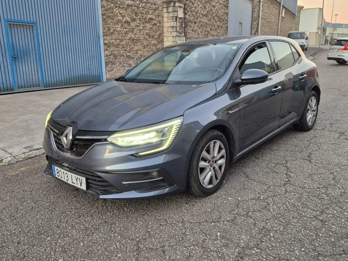 Renault Megane 1.3 TCe GPF Intens 103kW Gris - 1