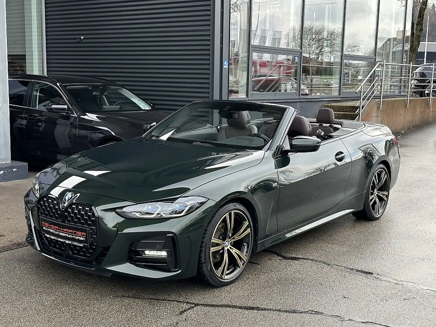BMW 420 d Cabrio Aut. Grün - 1