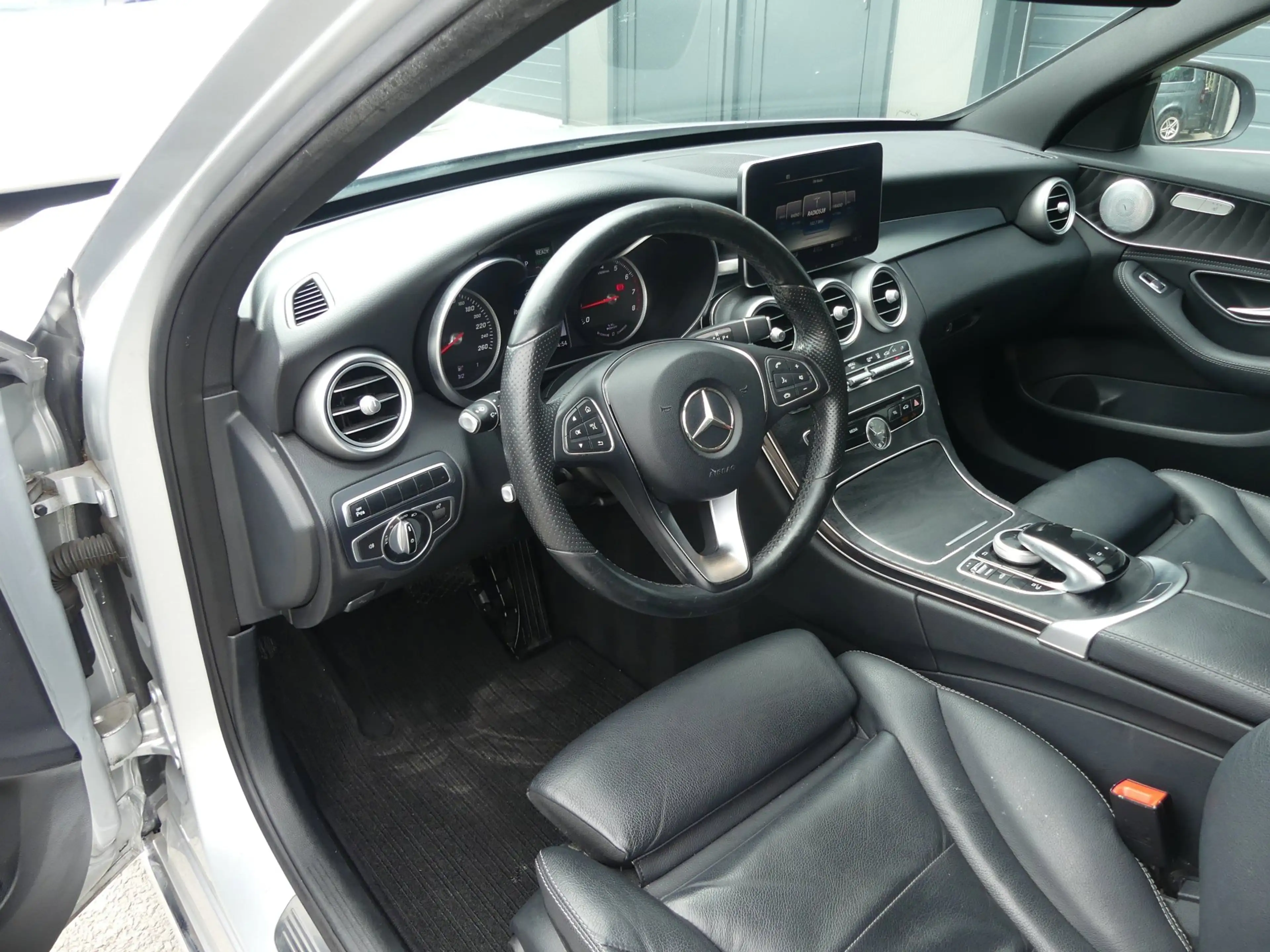 Mercedes-Benz C 350 Estate e Automaat / Navigatie / ECC / Burmester / — photo 10