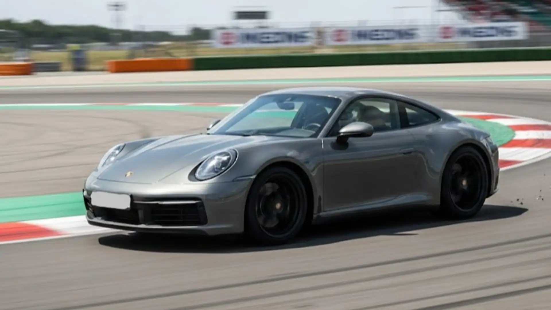 Porsche 992 Carrera Coupé PDK Verde - 1