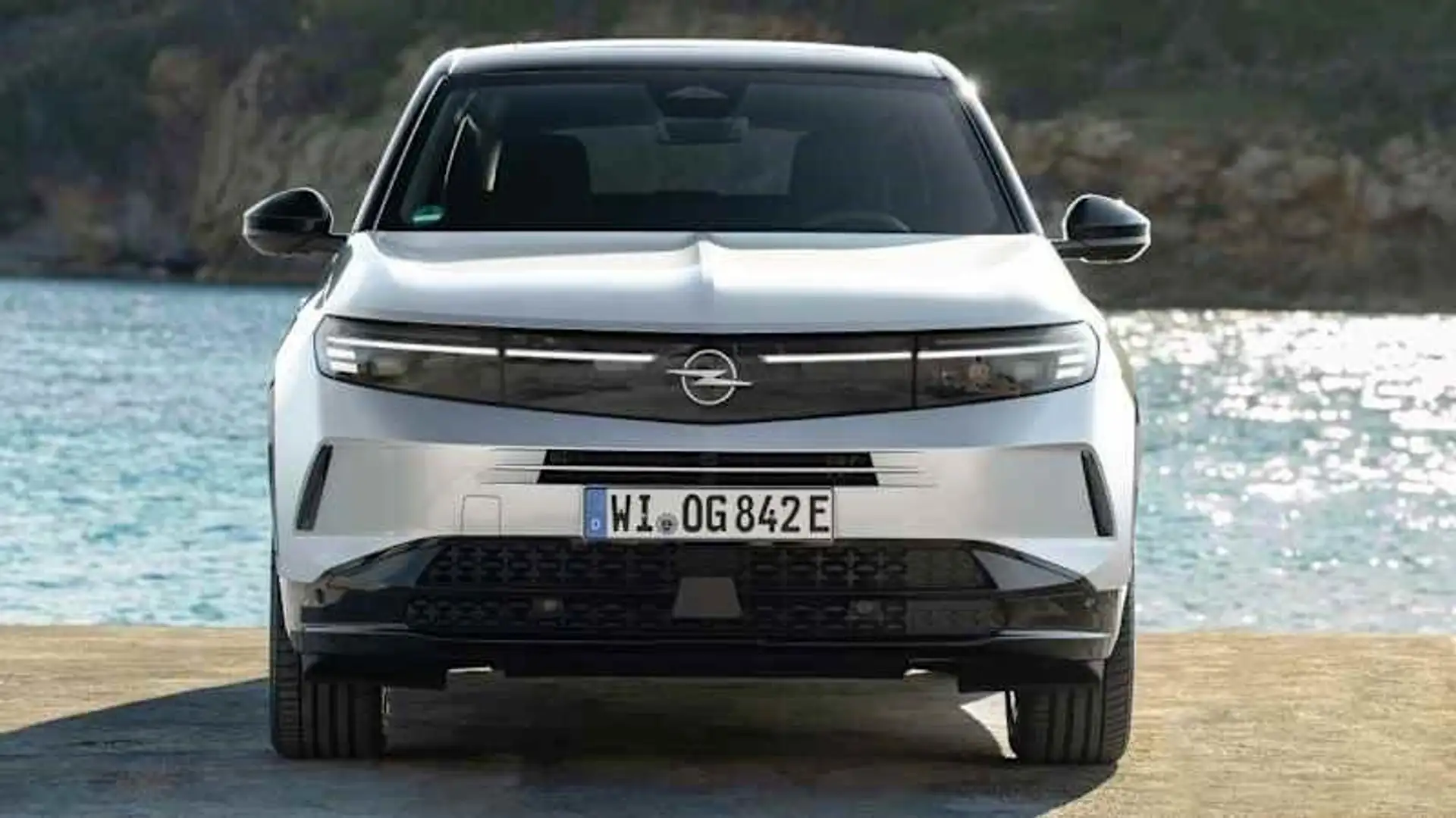 Opel Grandland 1.2 48V Mild- Hybrid  Edition deutsches Fahrzeug - 1
