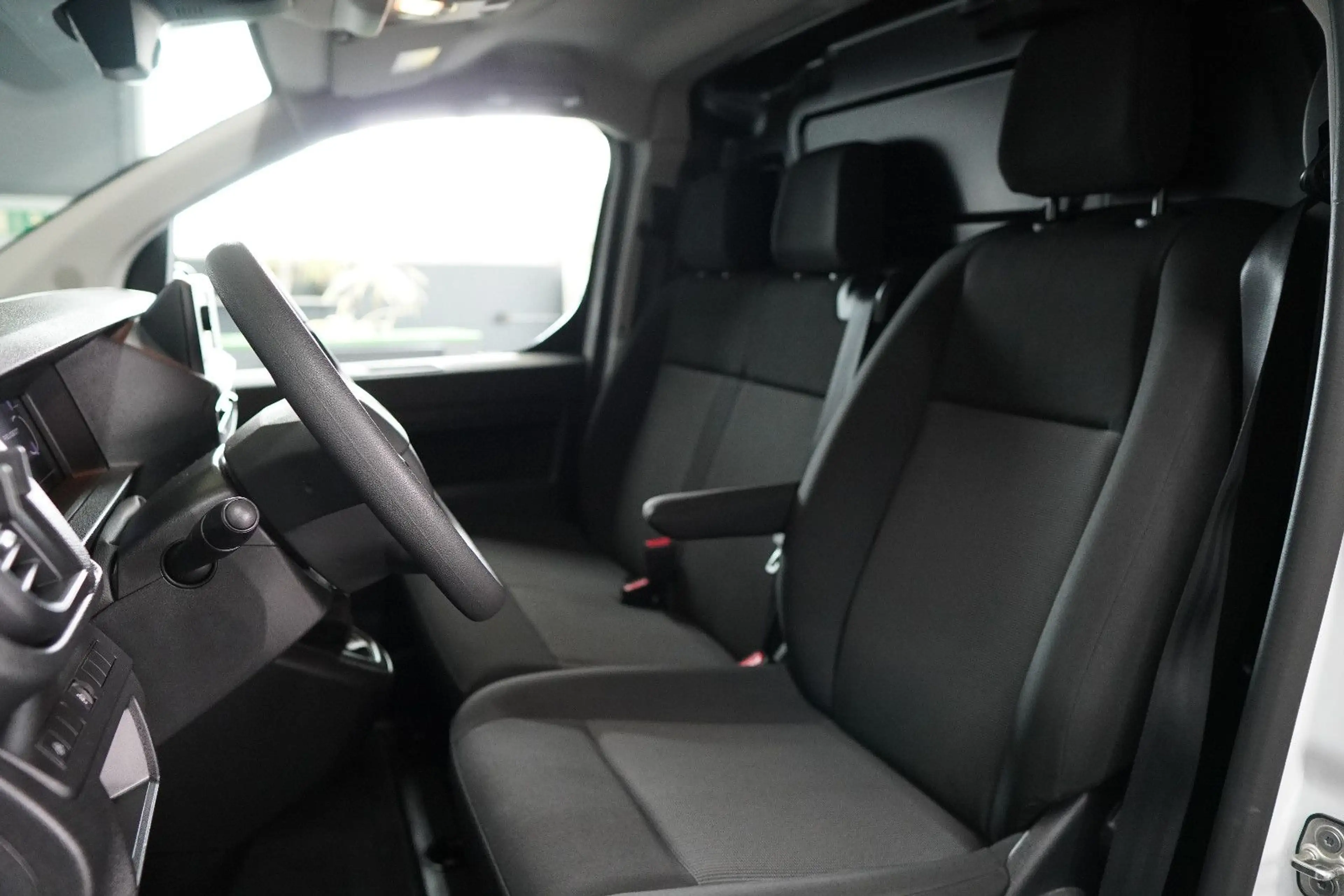 Peugeot Expert Kasten ** 3-Sitzer**Tempomat**Klima** — photo 13