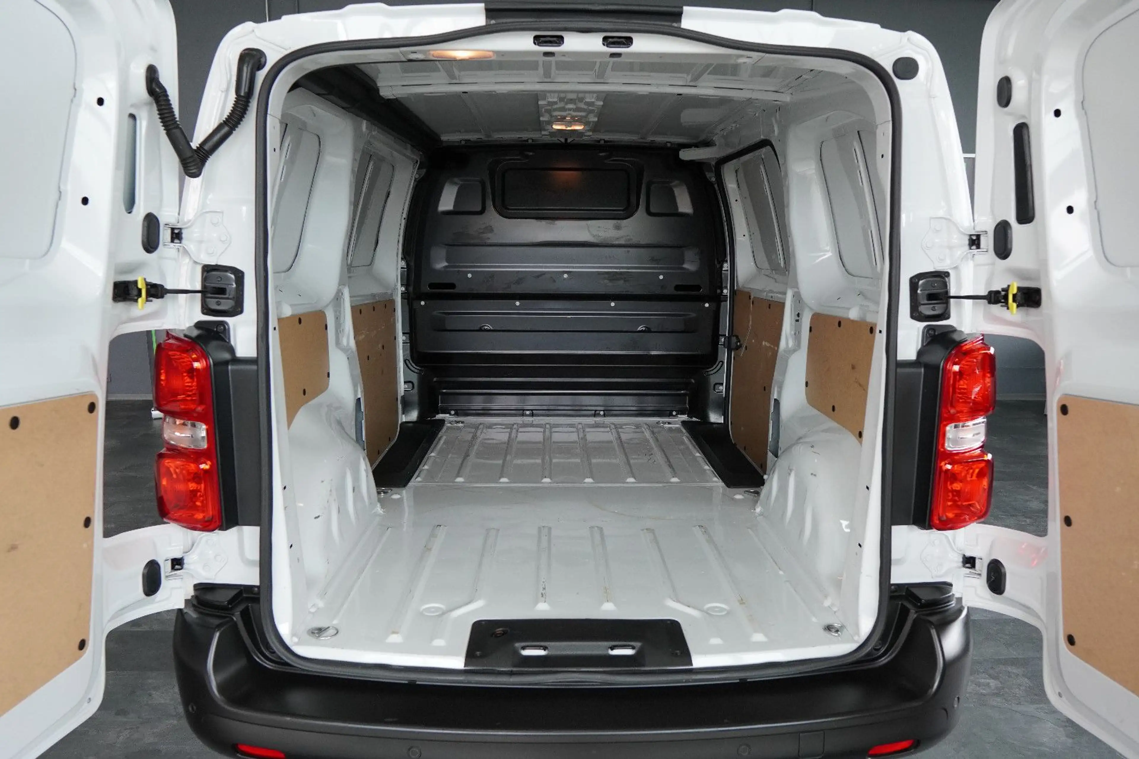 Peugeot Expert Kasten ** 3-Sitzer**Tempomat**Klima** — photo 9