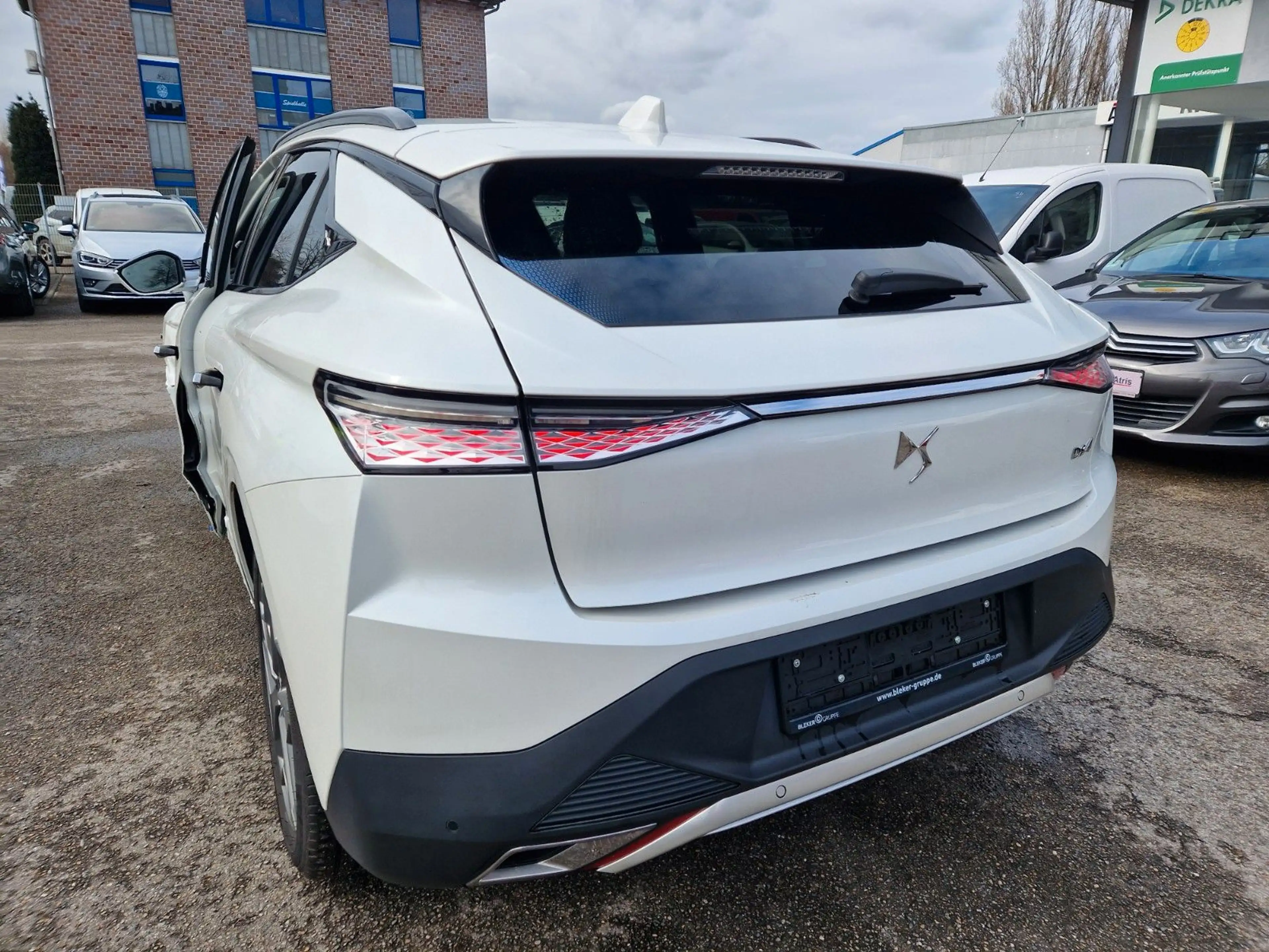 DS Automobiles DS 4 DS 4 Cross Trocadero — photo 5