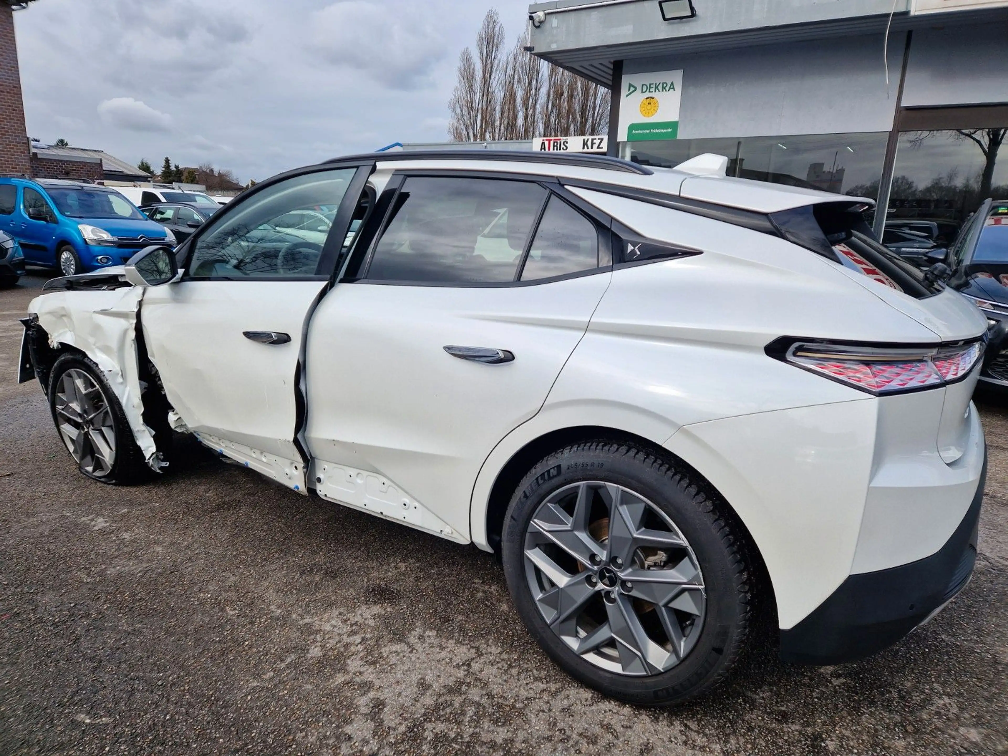 DS Automobiles DS 4 DS 4 Cross Trocadero — photo 4