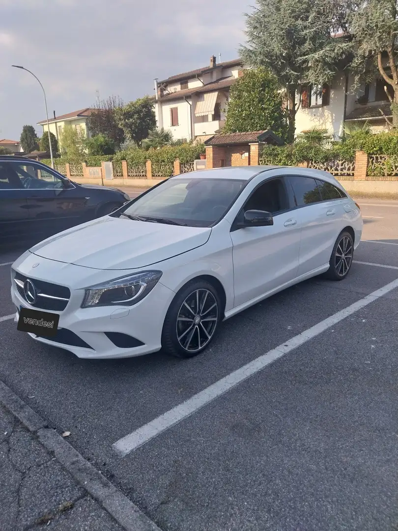 Mercedes-Benz CLA 200 Shooting Brake d (cdi) Premium auto - 2