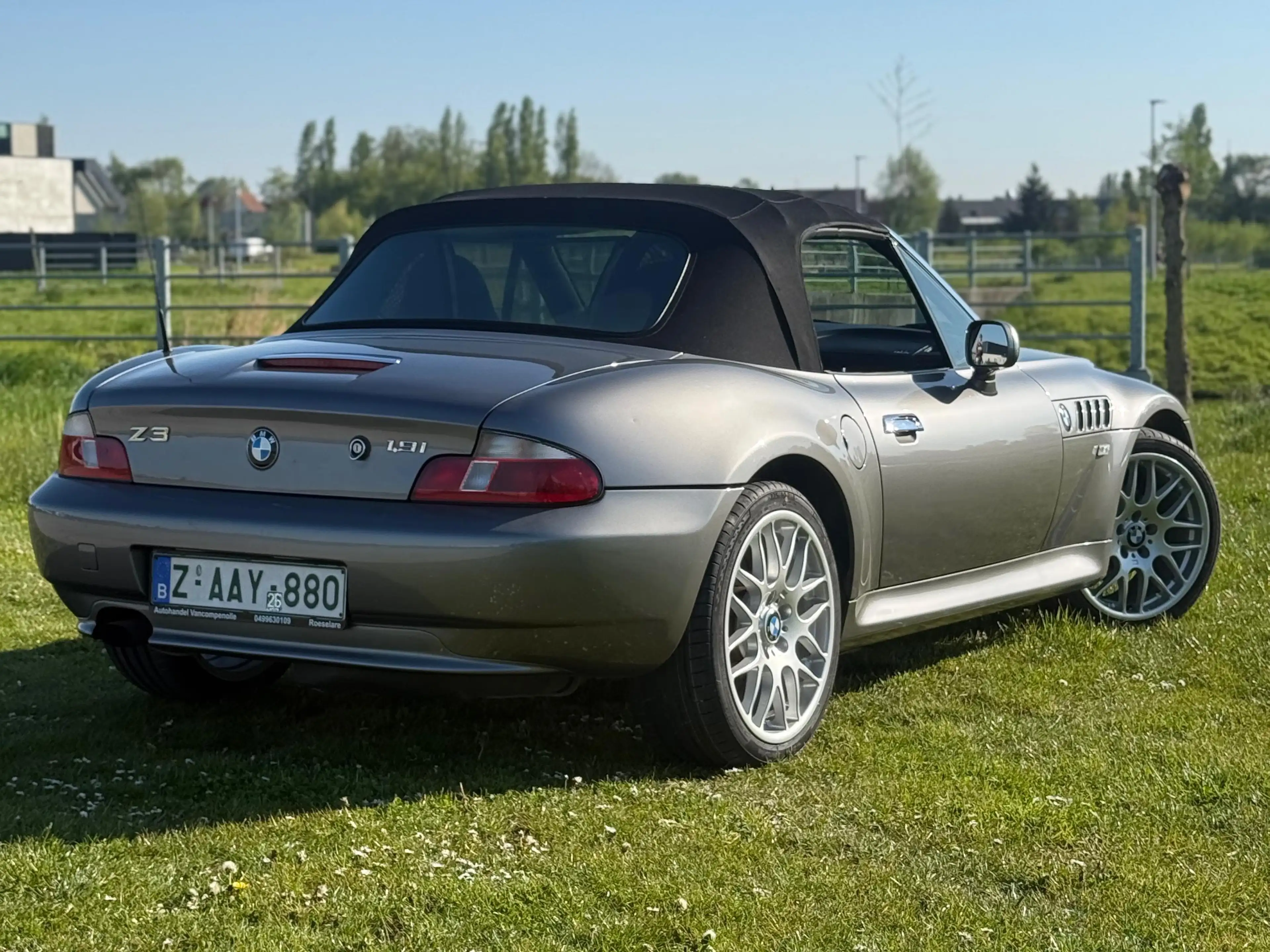 BMW Z3 1.9i Roadster Widebody 2002 — photo 12