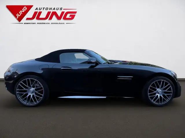 Mercedes-Benz AMG GT view 5