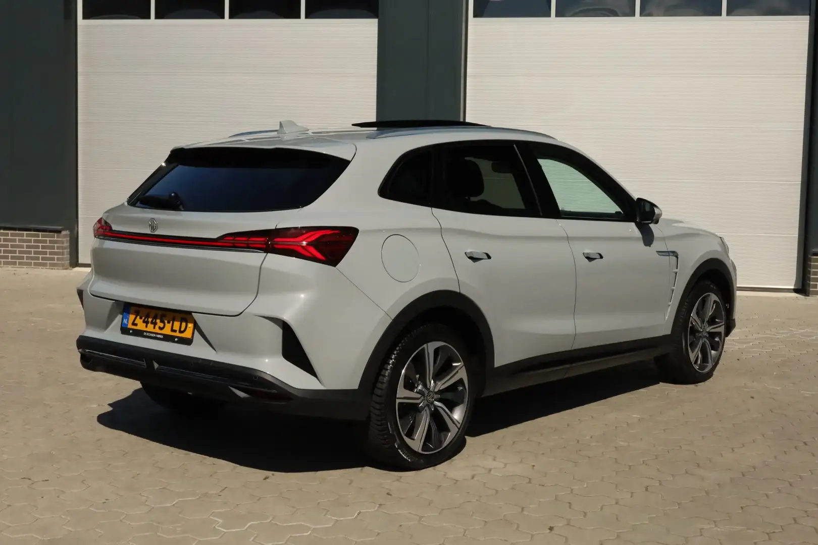 MG Marvel R Luxury 70 kWh Pano Memory Leder Stoelkoeling Grijs - 2