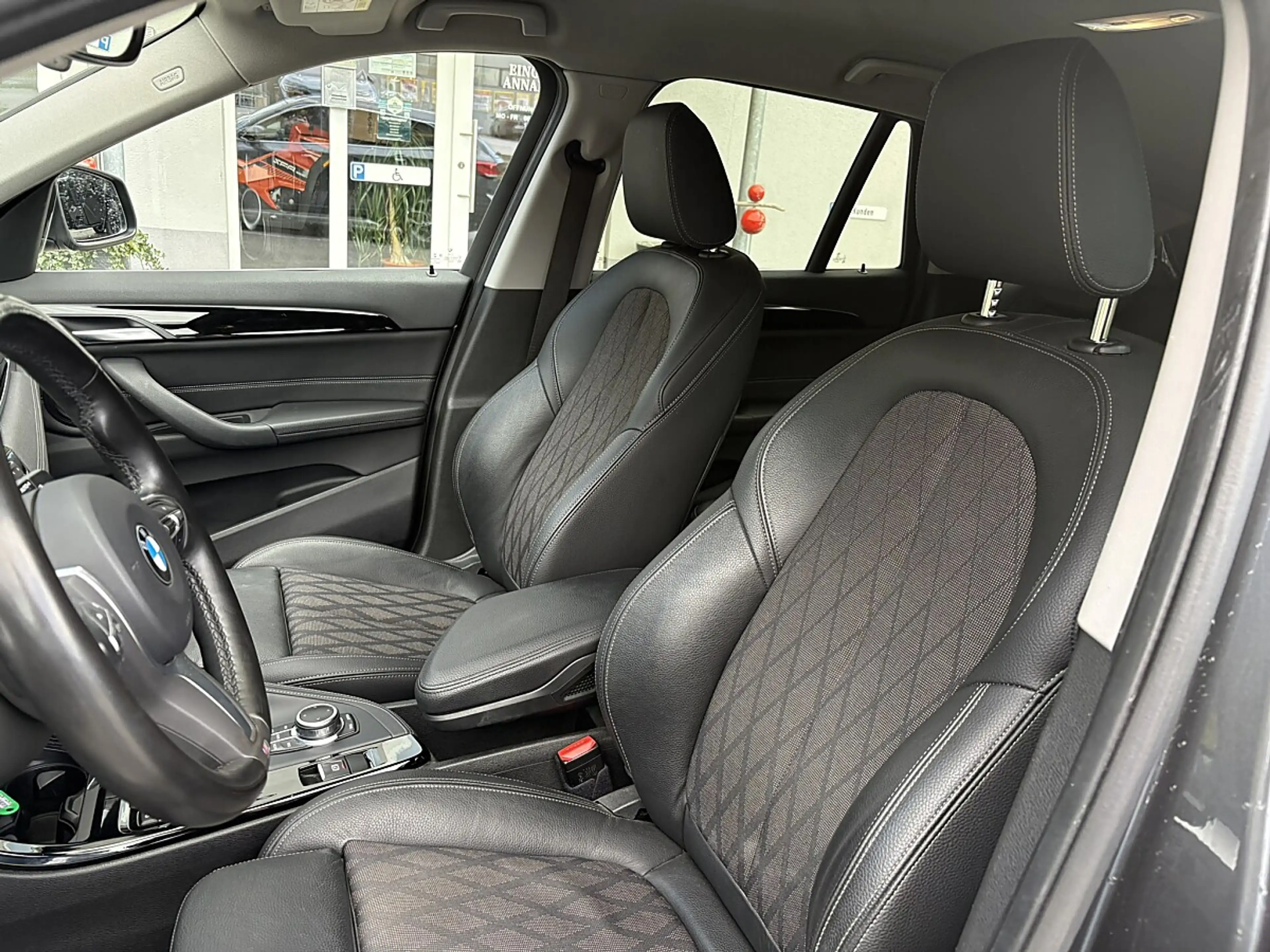 BMW X1 xDrive25e PHEV Aut. — photo 11