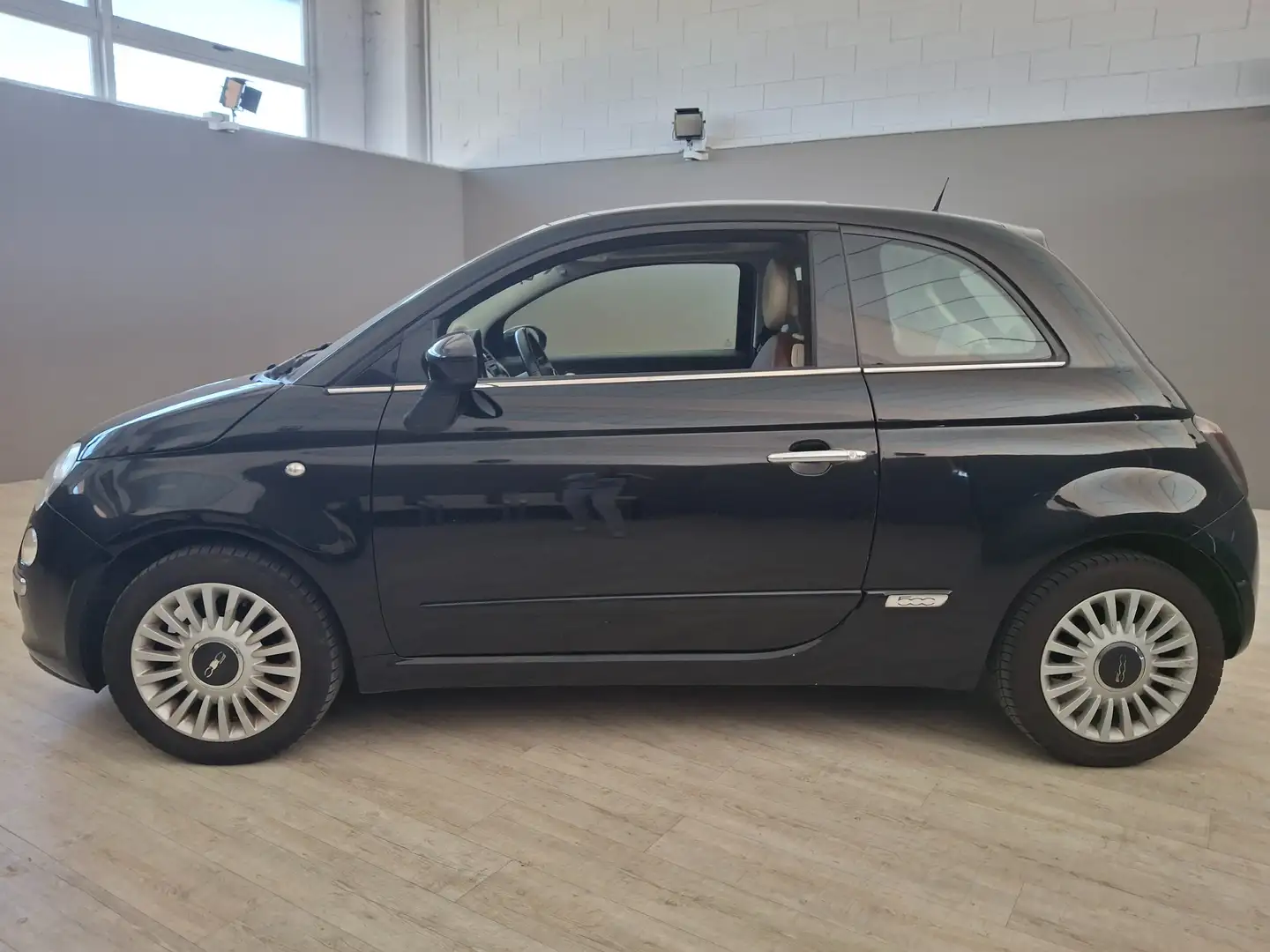 Fiat 500 500 III 1.2 Lounge 69cv Schwarz - 2
