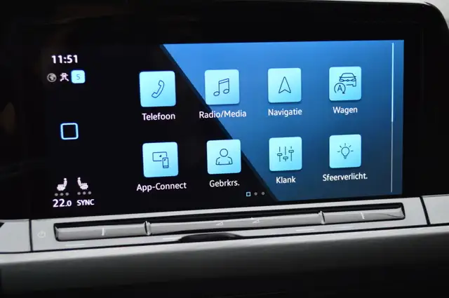 Volkswagen Golf view 22