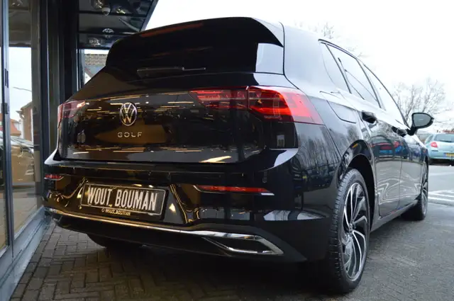 Volkswagen Golf view 6