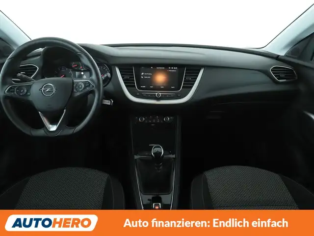 Opel Grandland X view 12